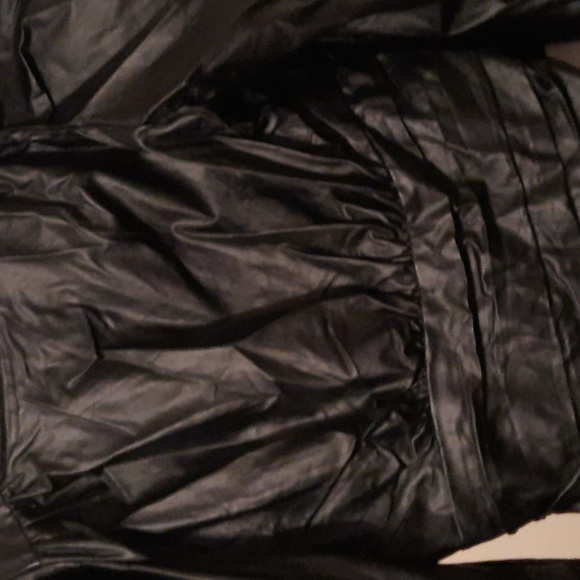 A WOMAN  LONGSELVE TOP - Picture 5 of 8